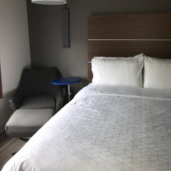 Holiday Inn Express & Suites Covington - Hotels Near Me - Covington, Georgia