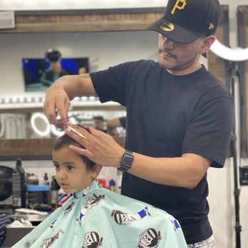 Crewlounge Barbershop - Jeffery getting my boy right - Barbers Near Me - Fontana, California
