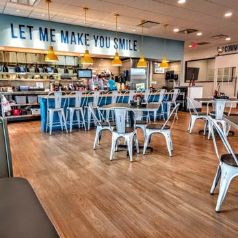 Eggs Up Grill - Dining area - Waffles Near Me - Hampstead, North Carolina Eggs Up Grill - Dining area - Waffles Near Me - Hampstead, North Carolina