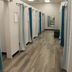 Breakout Bras - Our spacious dressing rooms