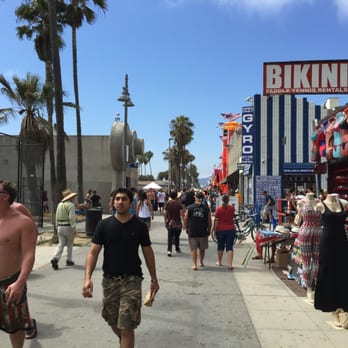 Venice Beach Boardwalk - Venice Beach Boardwalk - Beaches Near Me - Venice, California Venice Beach Boardwalk - Venice Beach Boardwalk - Beaches Near Me - Venice, California