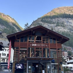 ZERMATTERS - Our homebase nestled into the Zermatt village right at the Banhofsstrasse