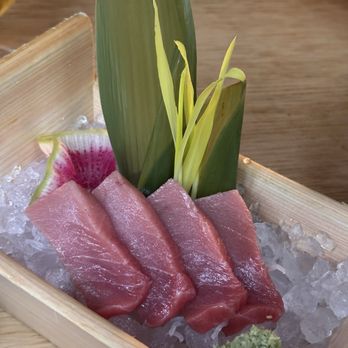 Katami - Medium fatty tuna - Sushi Bars Near Me - Houston, Texas