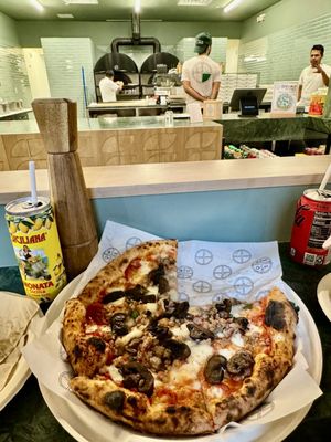 SIMÒ PIZZA - MIDTOWN by null