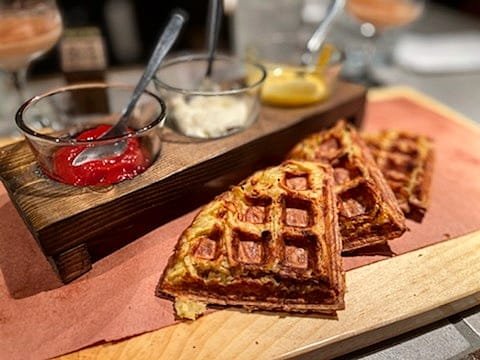 Turntable at Thirty One West