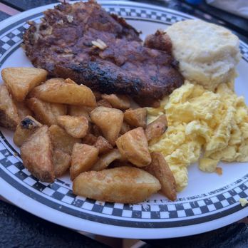 The Lunchbox - Corned beef hash and eggs - Diners Near Me - Tallahassee, Florida The Lunchbox - Corned beef hash and eggs - Diners Near Me - Tallahassee, Florida