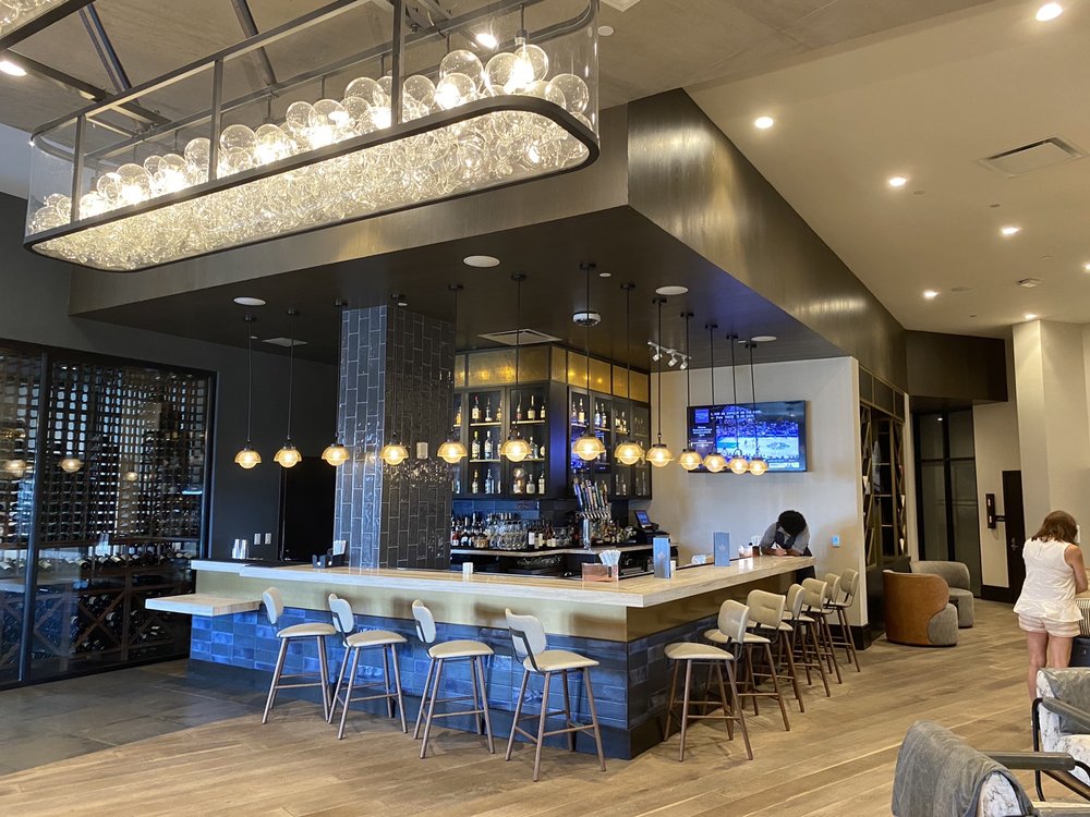 LUMINARY LOBBY BAR Updated July 2024 2200 Edwards Dr, Fort Myers