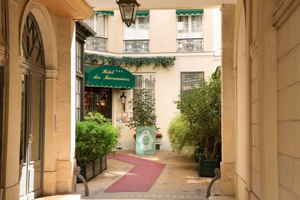 Hôtel des Marronniers (Hotel Paris Saint Germain des Prés) by null