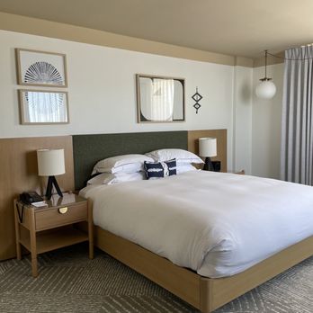 Kimpton Hotel Enso - Corner room - Hotels Near Me - San Francisco, California Kimpton Hotel Enso - Corner room - Hotels Near Me - San Francisco, California