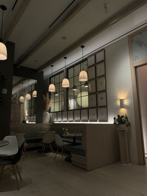 THE WELL Kitchen & Table by null