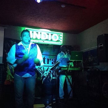 Cosa Nostra - me toco ir en jueves y me la pase increíble, música en vivo estilo son cubano para bailar (pero es un grupo que solo va los jueves) y tiene - Bars Near Me - San Luis Potosí, SLP Cosa Nostra - me toco ir en jueves y me la pase increíble, música en vivo estilo son cubano para bailar (pero es un grupo que solo va los jueves) y tiene - Bars Near Me - San Luis Potosí, SLP