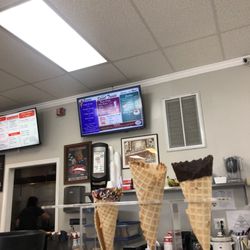 Daps Burgers & Ice Cream - Ice cream selection