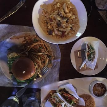 Yard House - Hamburger, Tacos, Mac 'n' Cheese - Bars Near Me - Raleigh, North Carolina Yard House - Hamburger, Tacos, Mac 'n' Cheese - Bars Near Me - Raleigh, North Carolina