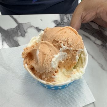 La Monarca Michoacana - Mamey and coconut - Ice Cream & Frozen Yogurt Near Me - Houston, Texas La Monarca Michoacana - Mamey and coconut - Ice Cream & Frozen Yogurt Near Me - Houston, Texas
