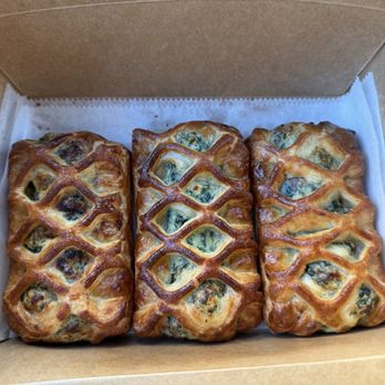 Dulce de Leche - Spinach cheese puffs - Bakeries Near Me - Englewood, New Jersey