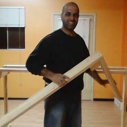 U-Print Project - Volunteering to build our counter