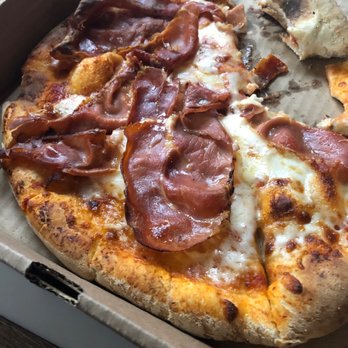 Isabella's Brick Oven - amazing pie and love they call it just that - Italian Near Me - Baltimore, Maryland Isabella's Brick Oven - amazing pie and love they call it just that - Italian Near Me - Baltimore, Maryland