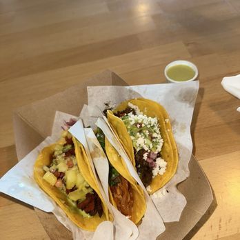 Tacotarian San Diego - AL PASTOR TACO - Tacos Near Me - San Diego, California