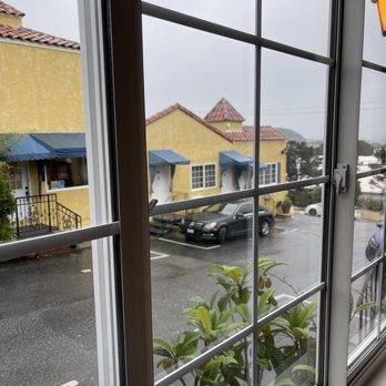 Alpine Inn & Suites - Hotels Near Me - Daly City, California