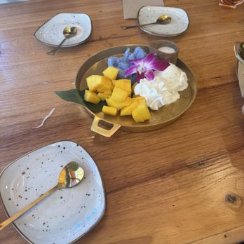 Thaiger Den - Mango sticky rice dessert - Thai Near Me - Malden, Massachusetts