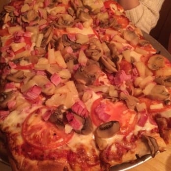 Hubie's Restaurant & Pizzeria - Pizza Near Me - Middleburgh, New York Hubie's Restaurant & Pizzeria - Pizza Near Me - Middleburgh, New York