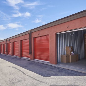 Sentinel Storage - Calgary Central - Self Storage Near Me - Calgary, Alberta Sentinel Storage - Calgary Central - Self Storage Near Me - Calgary, Alberta