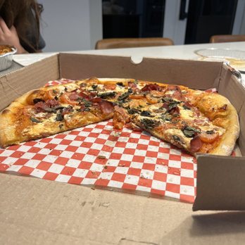 Pina's Pizza - Capricciosa Pizza - Pizza Near Me - Miami, Florida Pina's Pizza - Capricciosa Pizza - Pizza Near Me - Miami, Florida