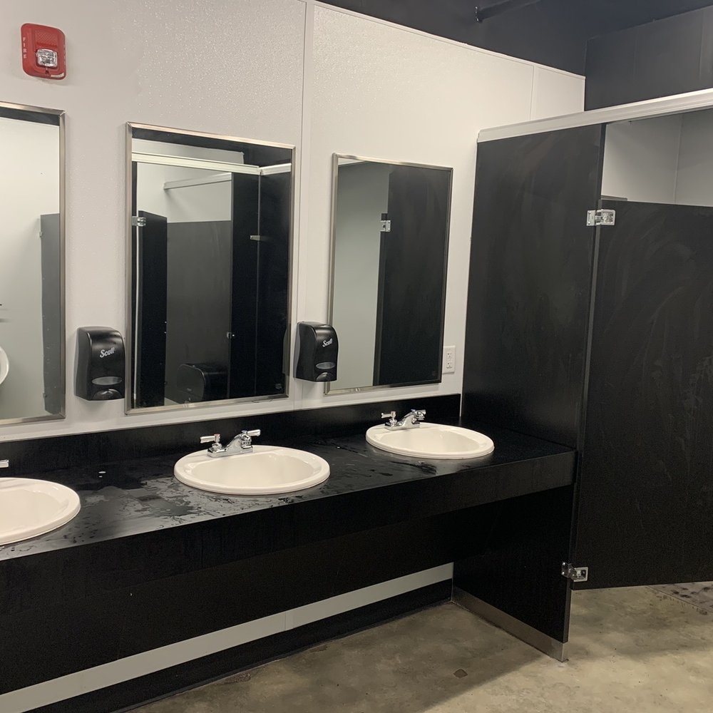 Defy - Palm Springs - Men's bathroom - Trampoline Parks Near Me - Palm Springs, Florida
