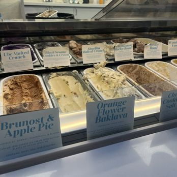 Wanderlust Creamery - Flavs. - Ice Cream & Frozen Yogurt Near Me - Irvine, California Wanderlust Creamery - Flavs. - Ice Cream & Frozen Yogurt Near Me - Irvine, California