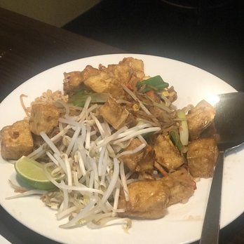 Thai Ghang Waan - Tofu pad thai - Thai Near Me - Springfield, Virginia