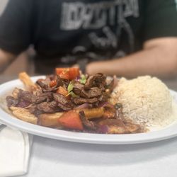Inti Peruvian Restaurant - Lomo Saltado
