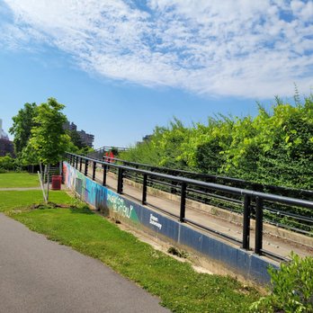 High Falls Terrace Park - Up to terrace - Parks Near Me - Rochester, New York