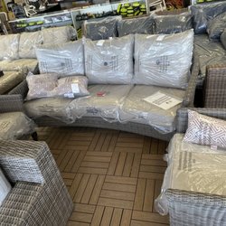 Bargain Mart Mableton