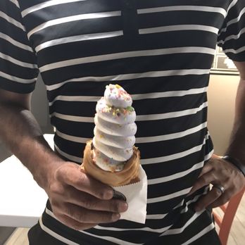 Snowtime - Vanilla throw with fruity pebbles with Nutella filling - Coffee & Tea Near Me - Chandler, Arizona Snowtime - Vanilla throw with fruity pebbles with Nutella filling - Coffee & Tea Near Me - Chandler, Arizona