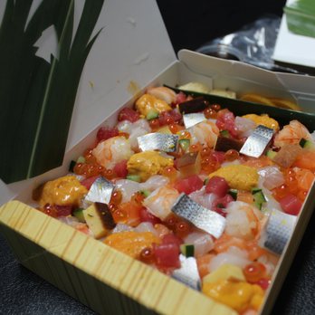 Shin Sushi - Deluxe Chirashi - Japanese Near Me - Los Angeles, California Shin Sushi - Deluxe Chirashi - Japanese Near Me - Los Angeles, California