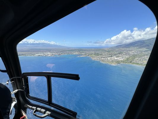 Air Maui Helicopter Tours by null