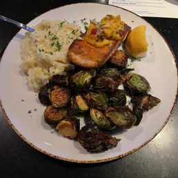Amazing Salmon Brussels sprouts mash potatoes amazing Amazing Salmon Brussels sprouts mash potatoes amazing
