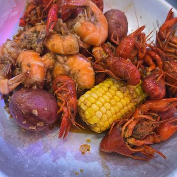Mambo Seafood - Crawfish Shrimp Combo - Seafood Near Me - Baytown, Texas Mambo Seafood - Crawfish Shrimp Combo - Seafood Near Me - Baytown, Texas