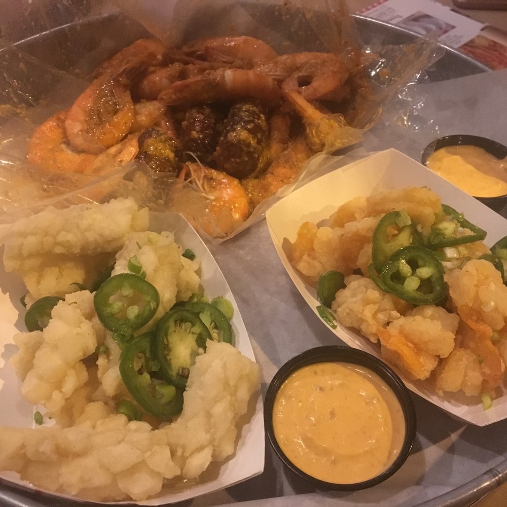 Lowcountry Lakeview - AMAZING appetizers - Cajun/Creole Near Me - Chicago, Illinois