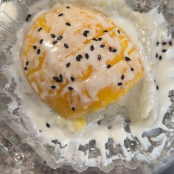 Tuk Tuk Thai - Mango sticky rice - Thai Near Me - Sacramento, California Tuk Tuk Thai - Mango sticky rice - Thai Near Me - Sacramento, California