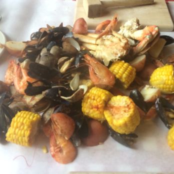 The Crab Pot - $35 per person The Westport - Seafood Near Me - Seattle, Washington