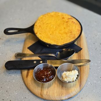 Gus's BBQ - Cornbread - Barbeque Near Me - Porter Ranch, California