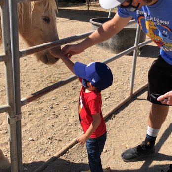 Gilchrist Farm - Horseback Riding Near Me - Santa Clarita, California Gilchrist Farm - Horseback Riding Near Me - Santa Clarita, California