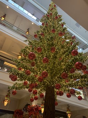 Power Plant Mall by null