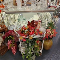 The Lighthouse Center Resale Shop - Fall decor