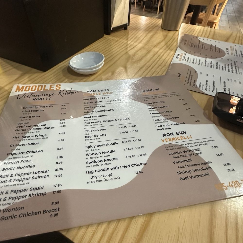 Moodles - da seating & menus - Vietnamese Near Me - Brentwood, California
