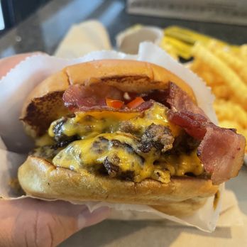 Shake Shack - Burgers Near Me - Phoenix, Arizona