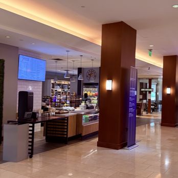 Hyatt Regency - Hotels Near Me - Dallas, Texas