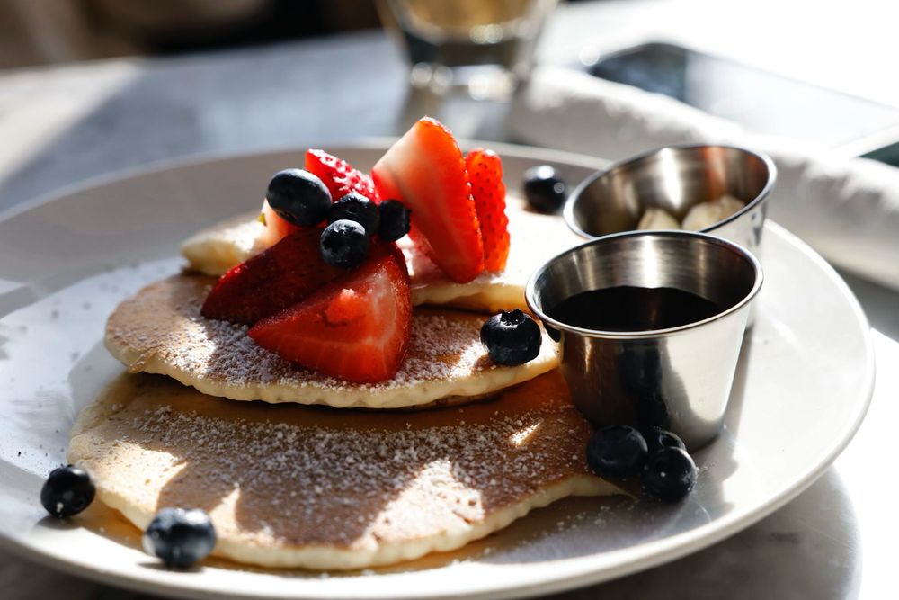 AH QUE HUEVOS Updated September 2024 27 Photos 615 N Western Ave