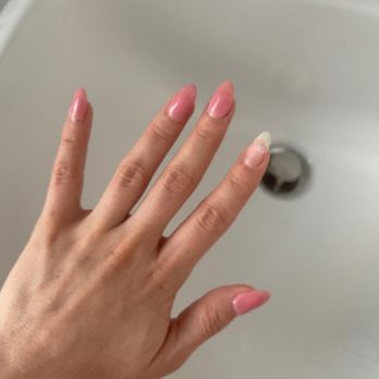 Blondis Nails & Spa II - Nail Salons Near Me - New York, New York Blondis Nails & Spa II - Nail Salons Near Me - New York, New York
